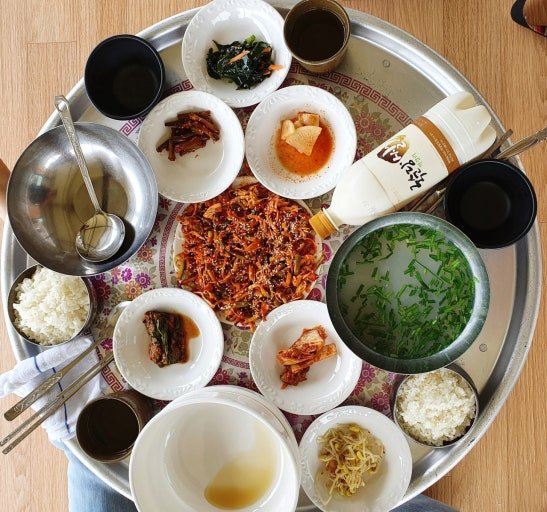 청룡식당 제첩회와 베첩국, 매실막걸리 청룡식당 제첩회