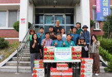 팜스터디연구회, 광양시사랑나눔복지재단에 토마토 30박스 전달
